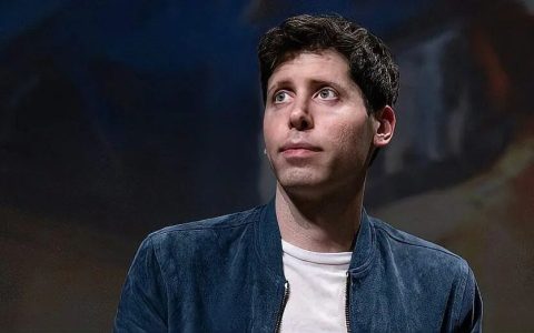 OpenAI开撕Anthropic：300亿收入，80亿是造假