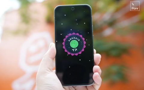 谷歌发布安卓 AI 系统，这就是苹果想象中的自己