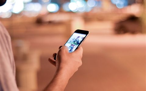 大家每天刷手机到底有多累 现在AI能算出来了：网友感慨这是体力活